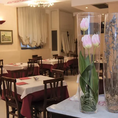 Munsci' Otel 3*
